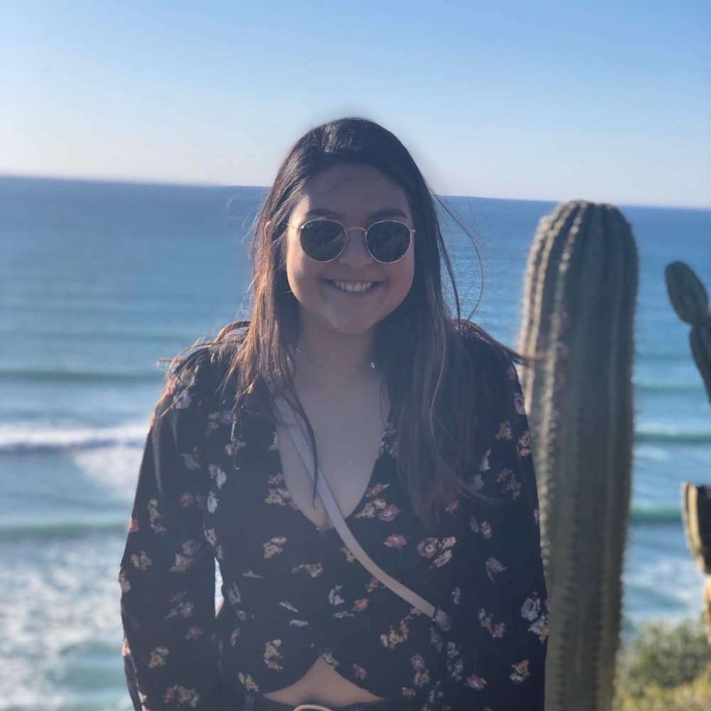 Floral top - Picture 2 of 2